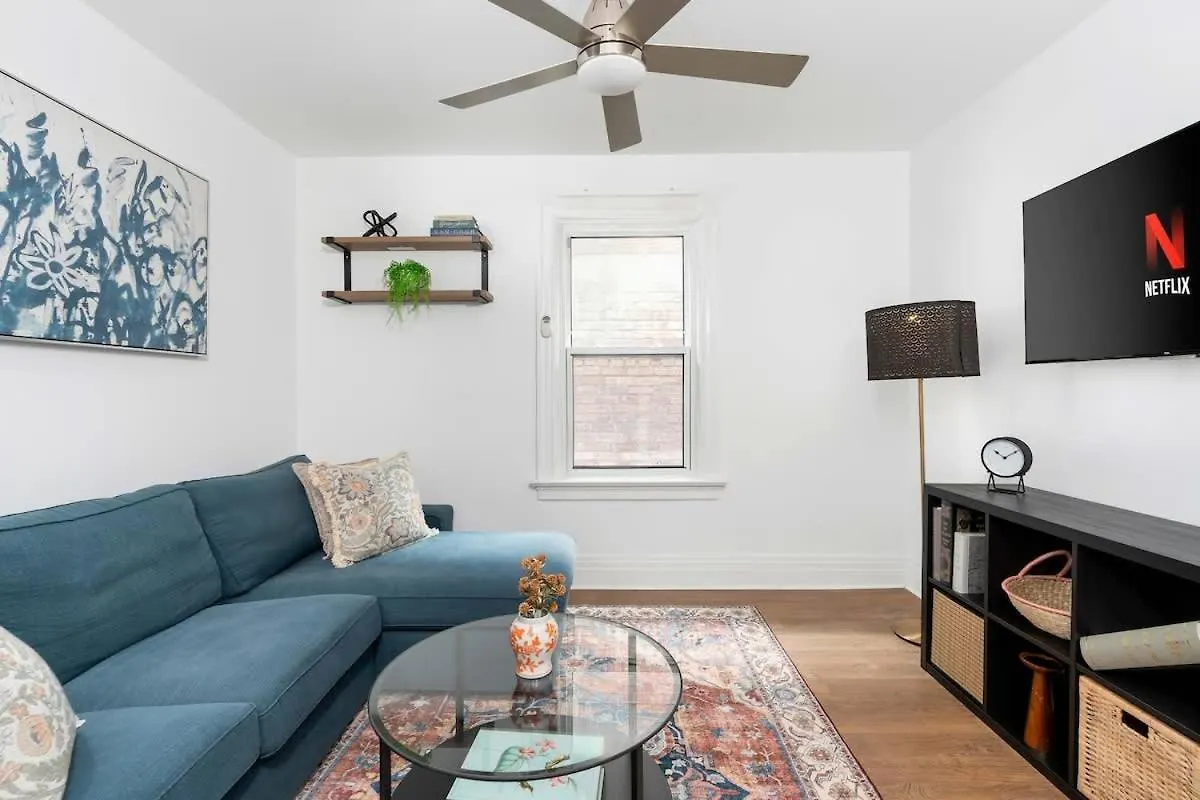 1Br Apartment Near Queen West Toronto Holiday home